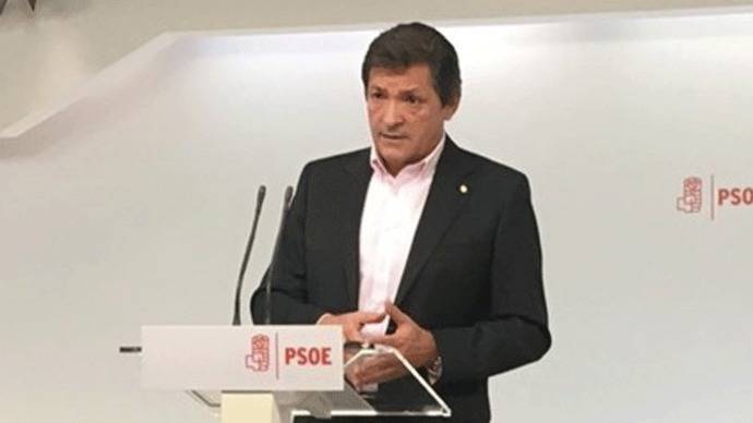 Fernández da largas al calendario para convocar el Congreso del PSOE