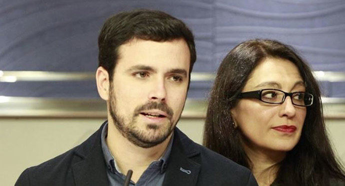 Garzón arremete contra Podemos por vetar que forme grupo con Compromis